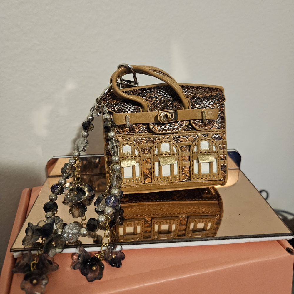 Elegant Brown and Cream Women's Bag